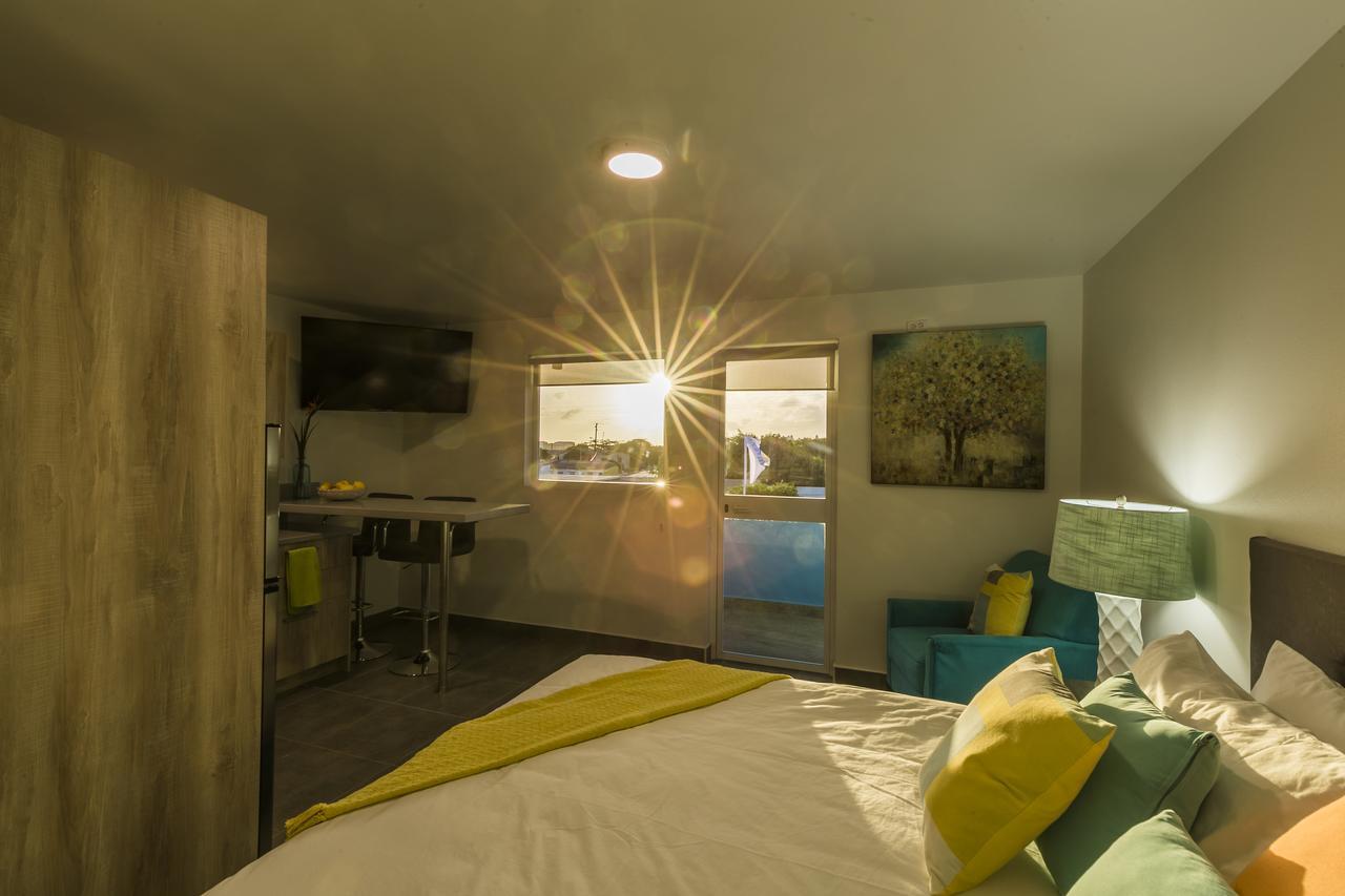 Turibanaplaza Apartment Palm Beach Exterior photo