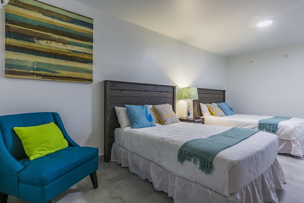 Turibanaplaza Apartment Palm Beach Exterior photo