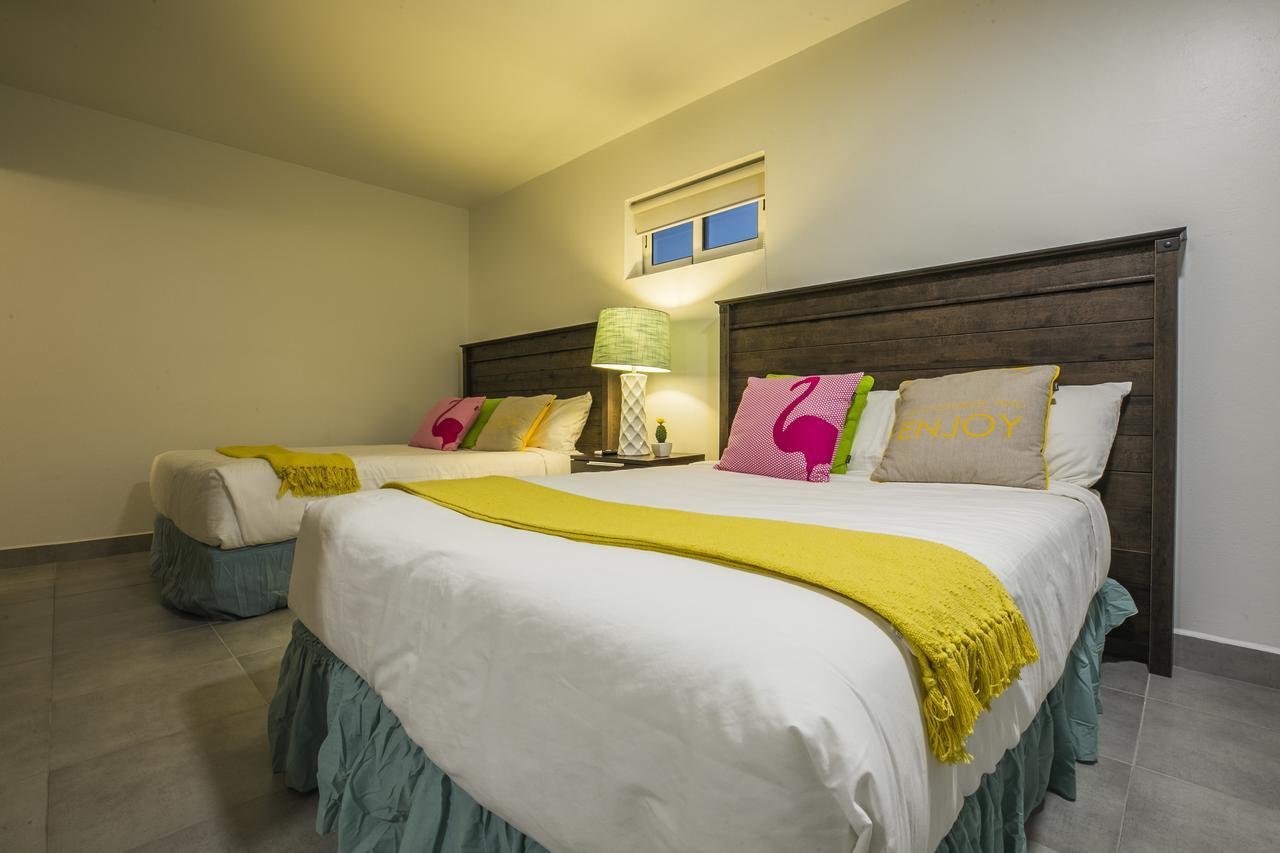 Turibanaplaza Apartment Palm Beach Exterior photo